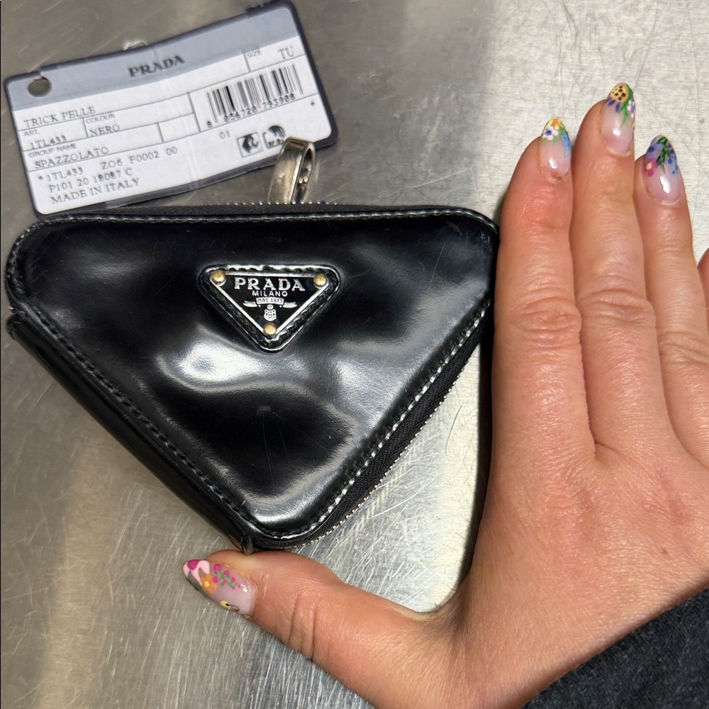 Prada Black Triangular Leather Pouch-Used As Is - image 7